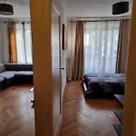 Joli Appartement Aux Eaux Vives